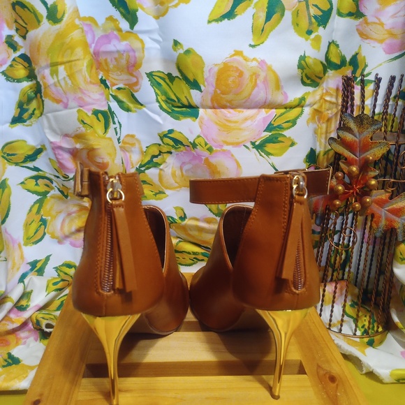 8.5 Cognac - Picture 2 of 4